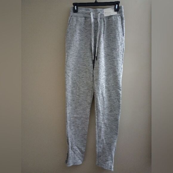 NWT Arizona Jean Company Taper Leg Joggers with Ankle Zippers Size XS - Picture 1 of 8
